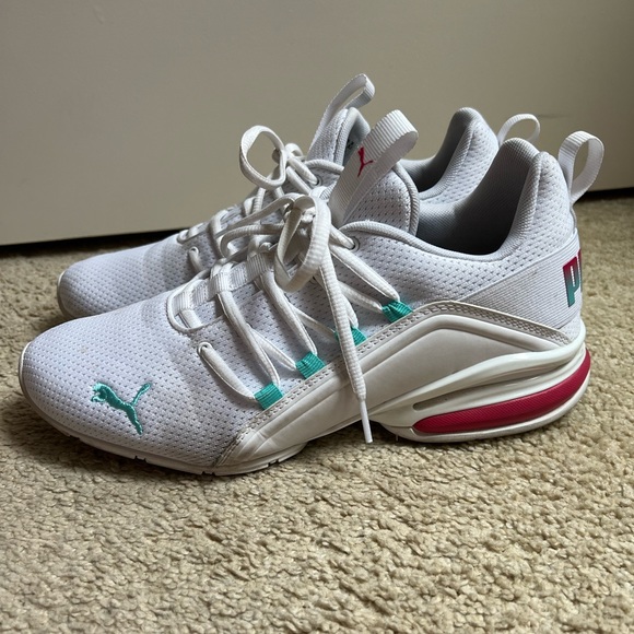 Puma Running Shoes - Picture 7 of 7